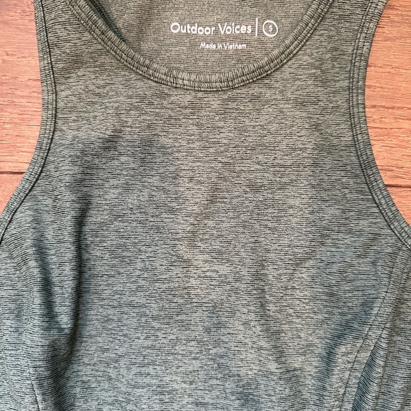 Outdoor Voices Hunter Green Leggings and Sports Bra - Picture 2 of 5